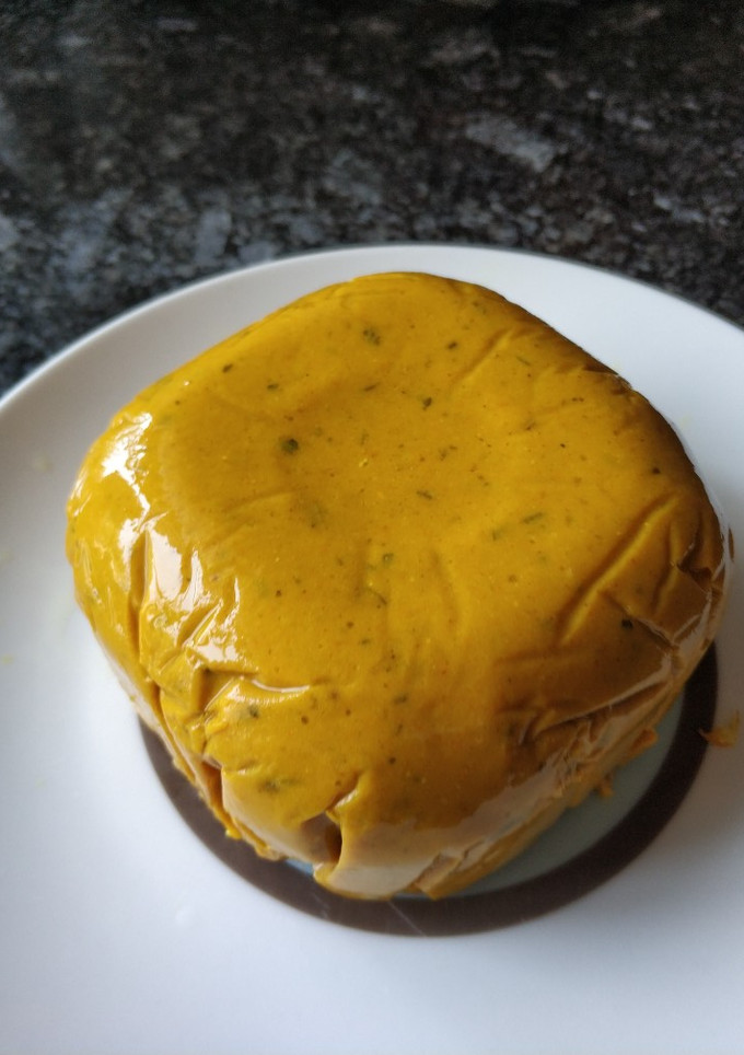 Una foto de Tofu birmano
