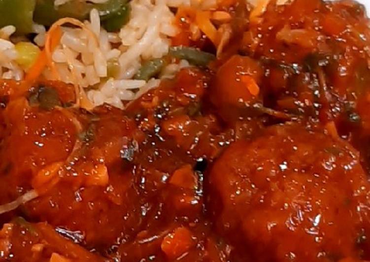 How to Prepare Award-winning Spicy Manchurian with Rice