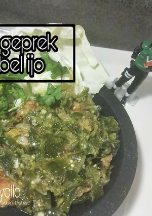 Foto resep Ayam geprek sambel ijo