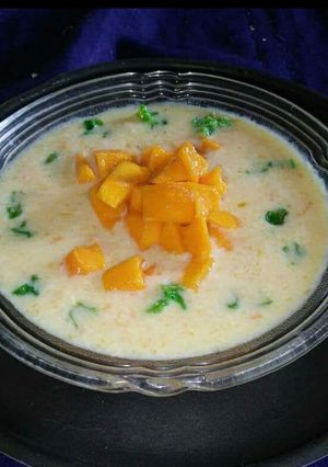 A picture of Mango Rabdi.