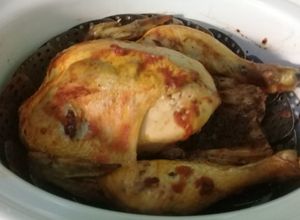 Una foto de Pollo asado al chipotle (Olla de cocción lenta-CrockPot-SlowCooker)