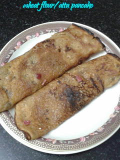 A picture of Wheat flour pancake / atta pancake.