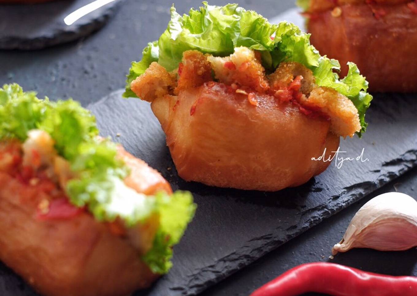 Mantao Goreng isi Nugget Geprek