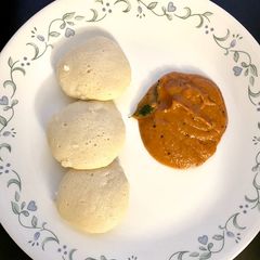 A picture of Poondu chutney (Garlic chutney).
