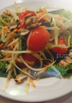 Foto resep Salad pepaya muda khas Thailand / Som Tum🥗