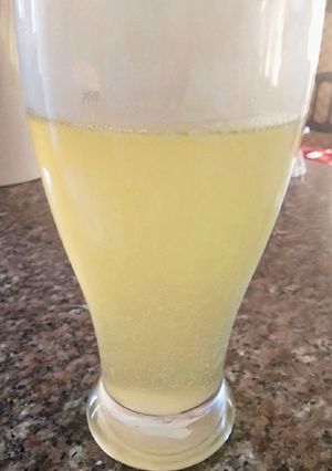 A picture of Chicken consomme.