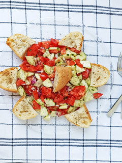 Una foto de Ensalada Panzanella