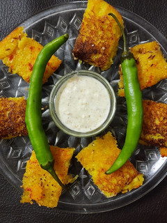 ફરાળી હાંડવો (Farali Handvo Recipe In Gujarati) રેસીપી મુખ્ય ફોટો