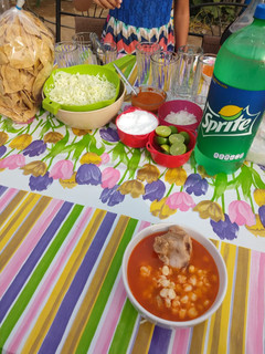 Una foto de Pozole fácil de puerco