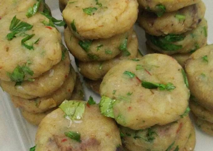 Resep: Perkedel kentang bumbu rendang Yang Sederhana