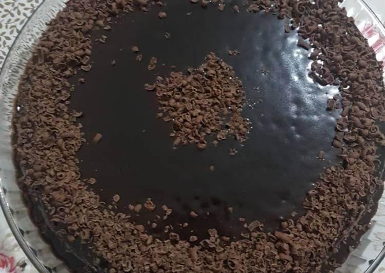 Steps to Prepare Award-winning Choco cake with Chocolate ganache topped with Chocolate scrapes