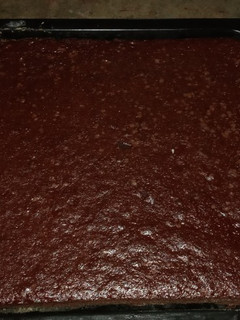 Una foto de Brownie con cacao en polvo