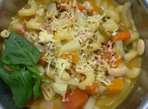 Una foto de Sopa minestrone