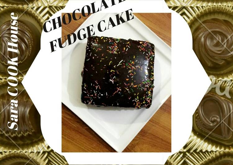 Recipe: Yummy Chocolate Fudge Cake