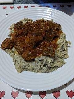 Φωτογραφία της συνταγής Μοσχαράκι κοκκινιστό με πουρέ μελιτζάνας