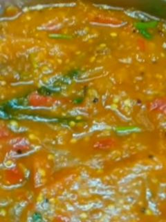 தக்காளி கத்திரிக்காய் கடைசல்(tomato brinjal kadaisal recipe in tamil) செய்முறை முக்கிய புகைப்படம்