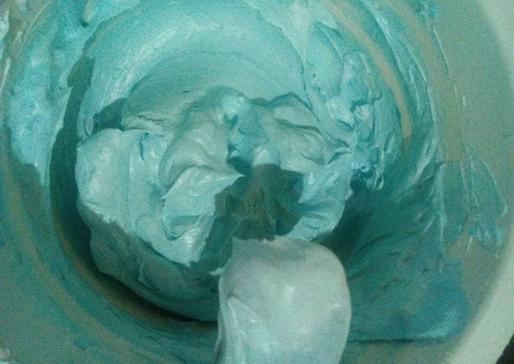 Bahan-bahan Butter cream lembut super simpel.dan manisnya pas tdk berlebih yang nikmat Untuk Jualan