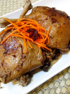 有心食譜:法式香煎鴨腿佐蕈菇 的食譜成品照片