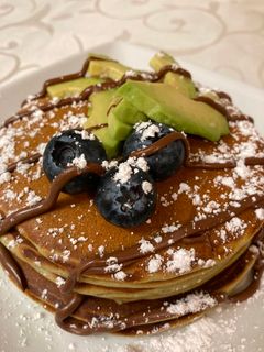A picture of Fluffy Avocado 🥑 Pancakes 🥞 / Pancake Alpukat Lembut.