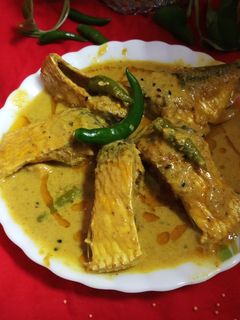 সর্ষে ইলিশ(Shorshe Ilish recipe in Bengali) রেসিপির প্রধান ছবি