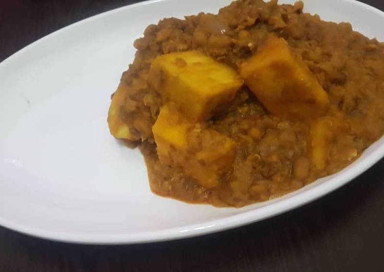 Step-by-Step Guide to Make Favorite Yam and beans porridge