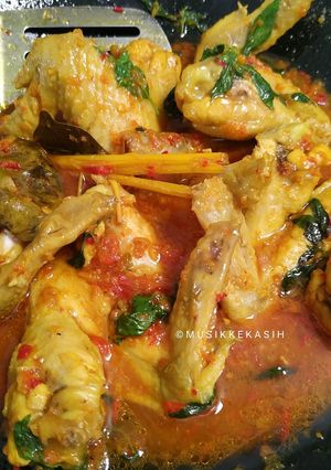 Foto resep Ayam Woku Pedas Kemangi