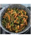 Fusilli di lenticchie rosse con gli asparagi
