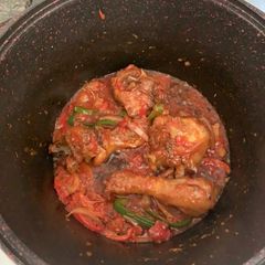 A picture of Stewed |peppered chicken 🍗.