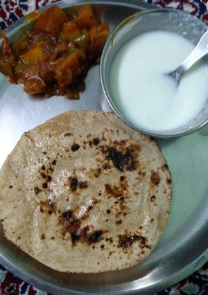 A picture of Aloo Shimla mirch.