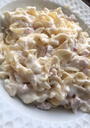Baconos tejfölös tészta 🍲 recept fotója