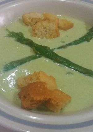 Una foto de Crema de espárragos