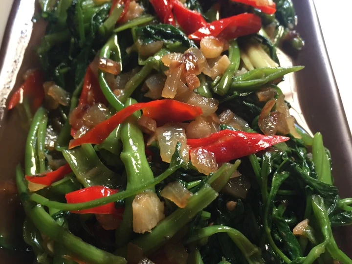 Langkah Gampang Membikin Resep Tumis Kangkung Saos tiram yang Menggugah Selera Anti Ribet, Mantap