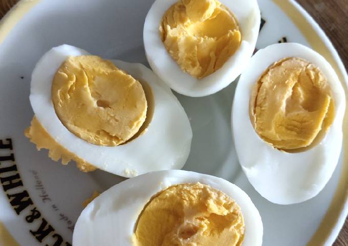 Steps to Make Homemade Simply Boiled Eggs