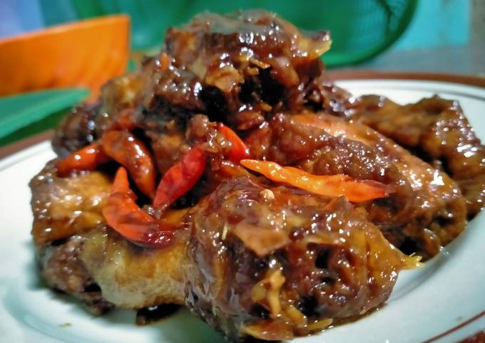 Ayam kecap dan tahu maknyus