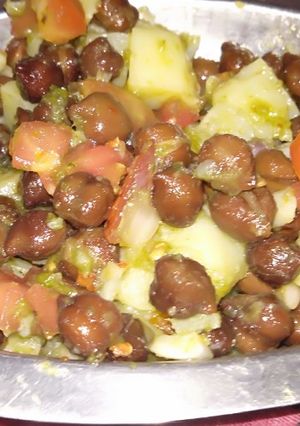 A picture of Chana chaat.