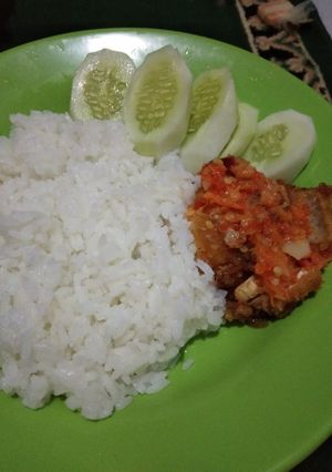 Foto resep Sambel Geprek Pedes Nikmat