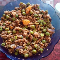 A picture of Mixed meat with peas.#author's marathon.