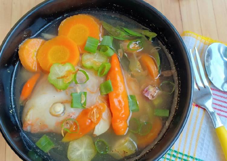 Cara Gampang Menyiapkan Sup ikan nila asam pedas yang Bikin Ngiler