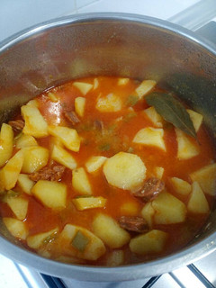 Una foto de Patatas a la riojana
