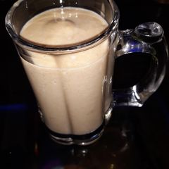 A picture of Chikoo milkshake.