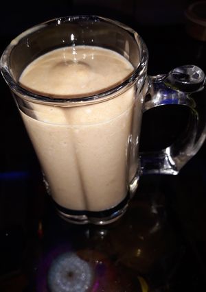 A picture of Chikoo milkshake.