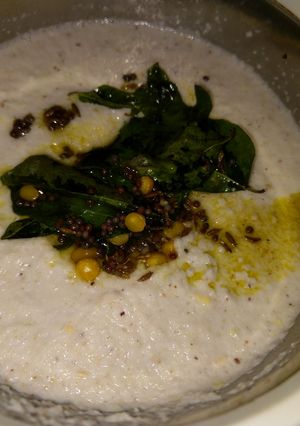 A picture of Coconut chutney.