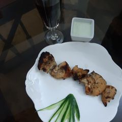 A picture of Chicken malai tikka.