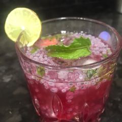 A picture of Rose Mojito.