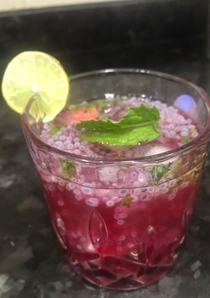 A picture of Rose Mojito.