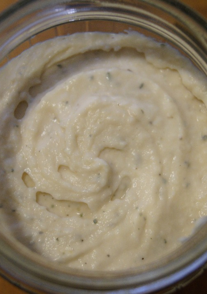 Una foto de Hummus de alubias al tomillo