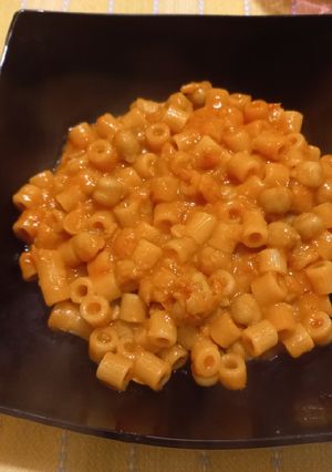 Foto di Pasta e ceci cremosa