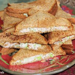 A picture of Perfect Avocado Tuna Sandwiches.