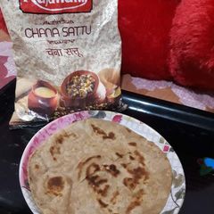 A picture of Sattu paratha.