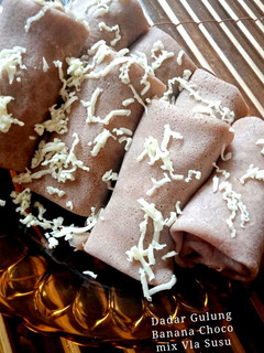 Foto resep Dadar Gulung Banana Choco mix Vla Susu by Shinta